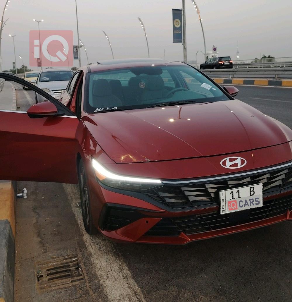 هیۆندای ئەلەنترا